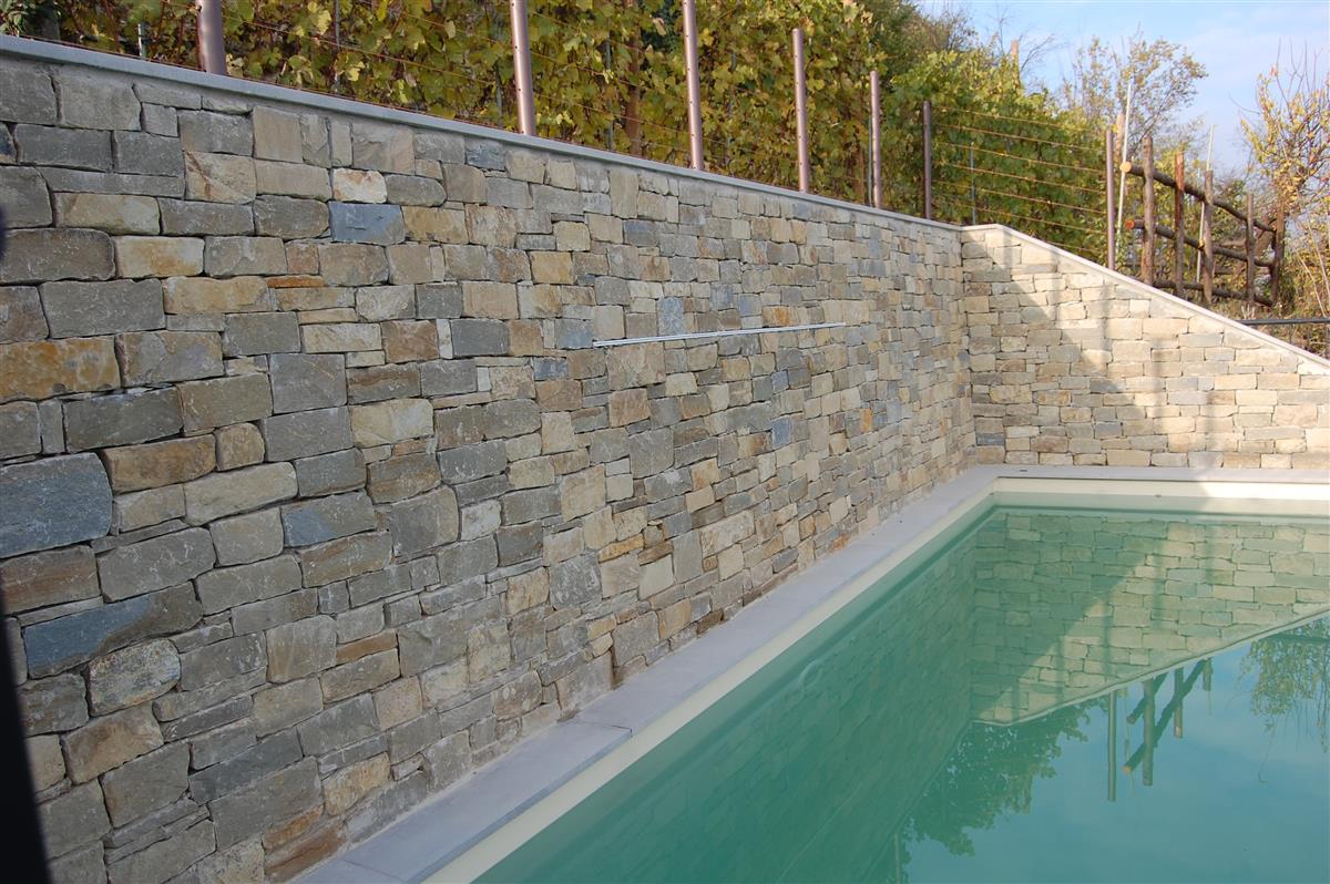 Swimming pool border in Natural Alpina’s Stone n°33