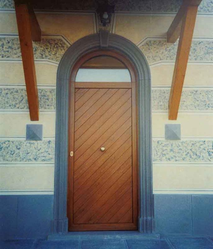 Bordo per portale o finestra in Pietra Naturale su misura n°4