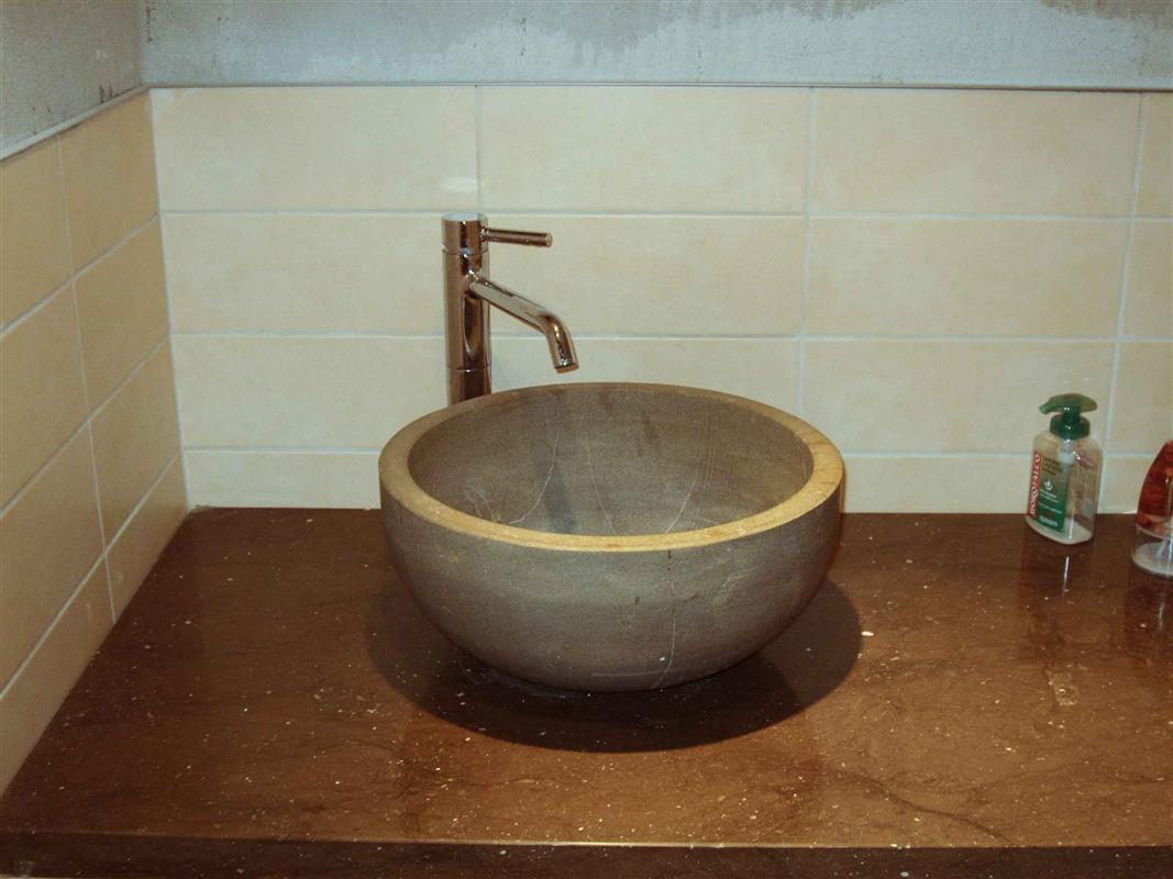 Natural stone bathroom sink n°2
