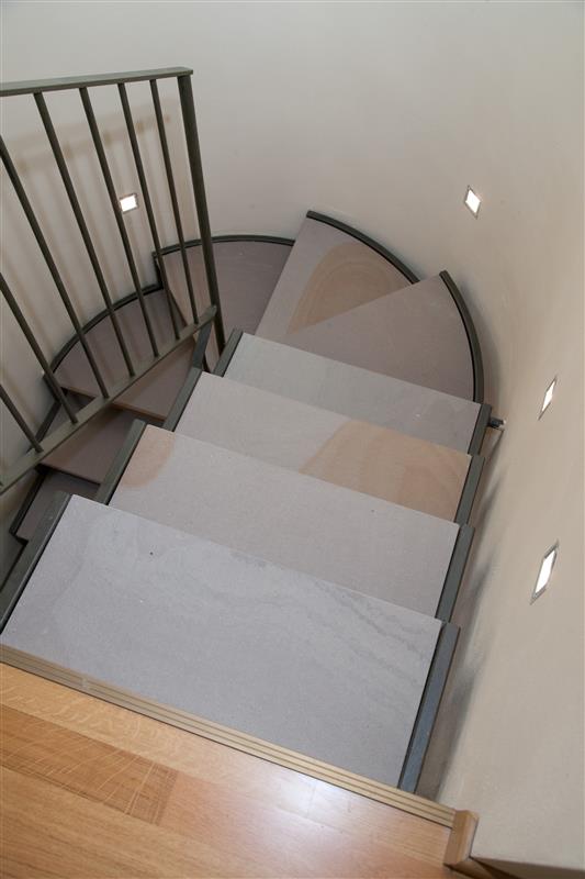 Internal staircase in Natural Alpina’s stone n°19