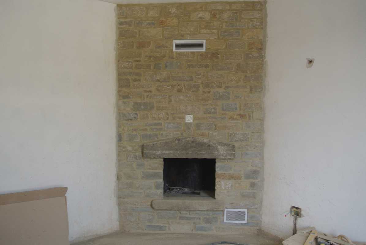 Fireplace in Natural Langa’s Stone n°19