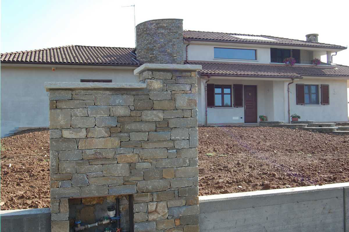 House in Natural Langa’s Stone n°85