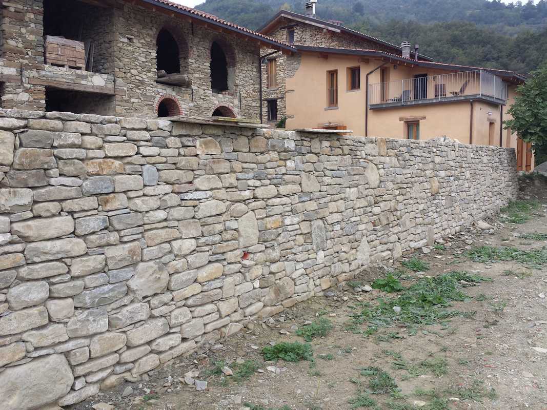Wall in Natural Langa’s Stone n°44