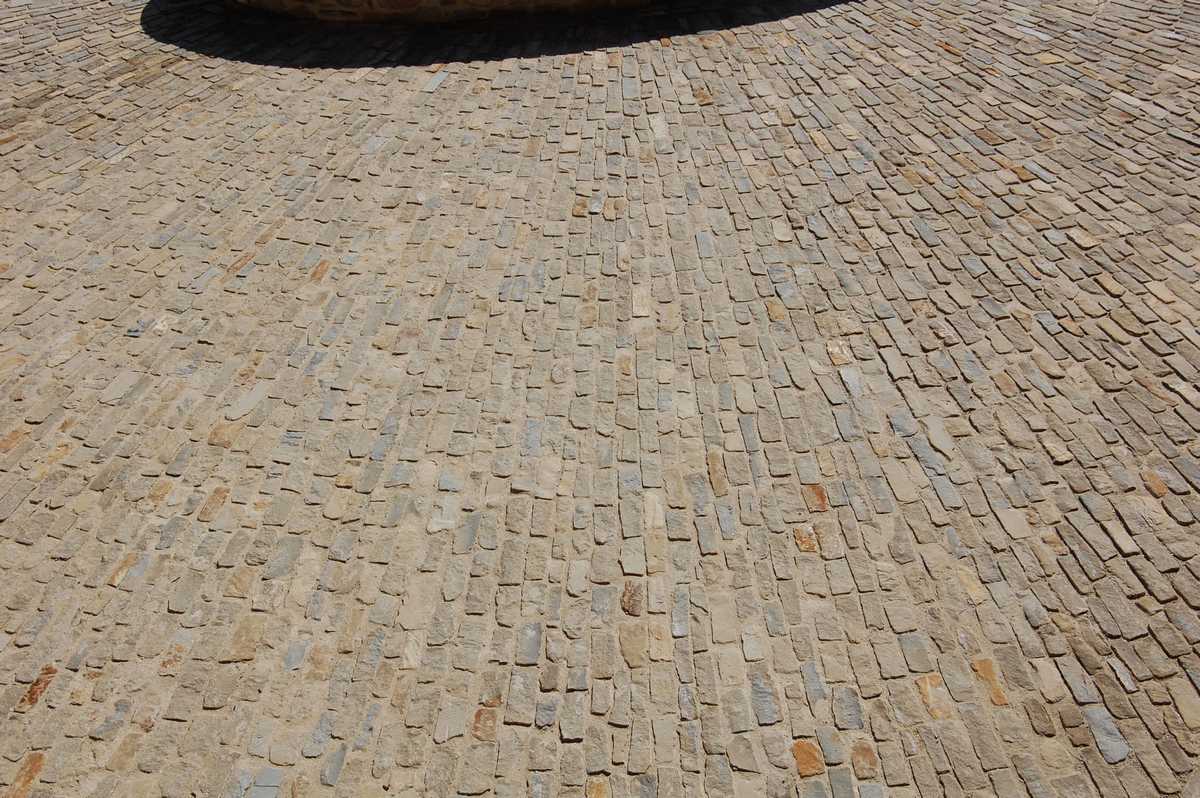 Block pavement named “sternìa” in Natural Langa’s Stone n°36