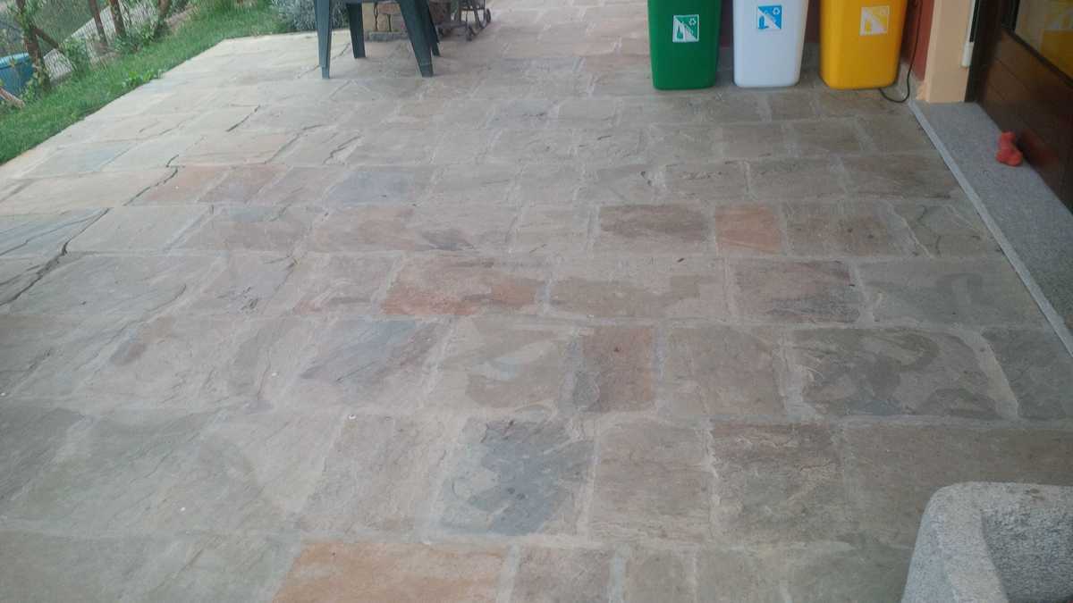 Squared pavement in Natural Braun Stone n°22