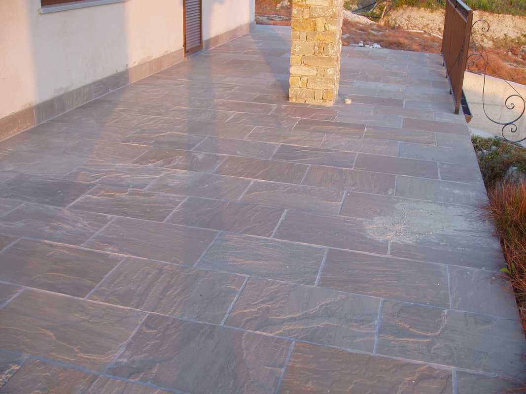 Regular pavement in Natural Gaia’s Stone n°49