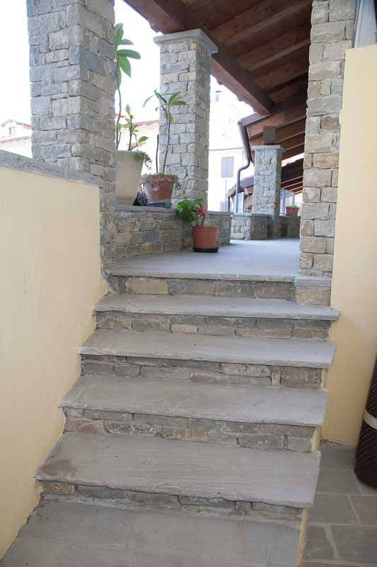 External stairs in Natural Langa’s Stone n°31