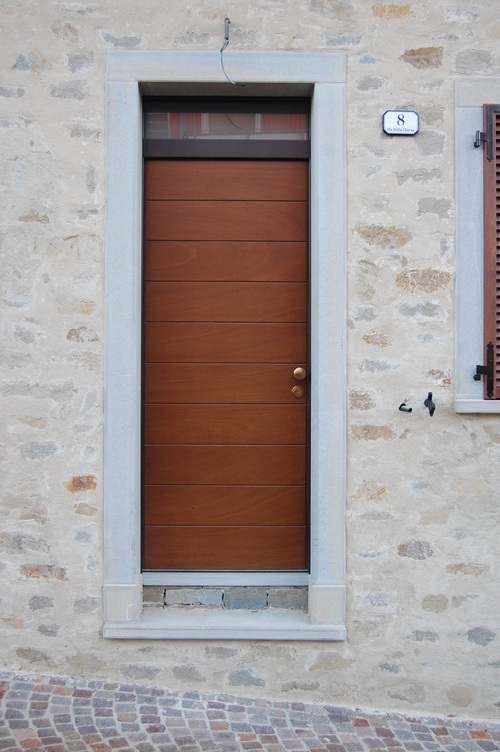 001 Bordi Porte e Finestre