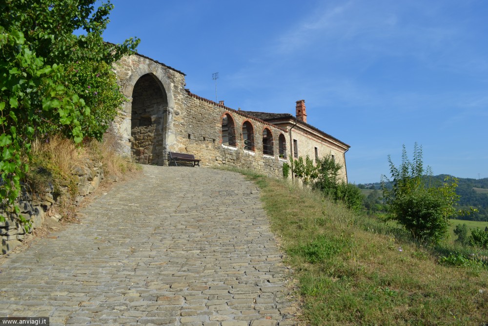 001 Langa Sternìa
