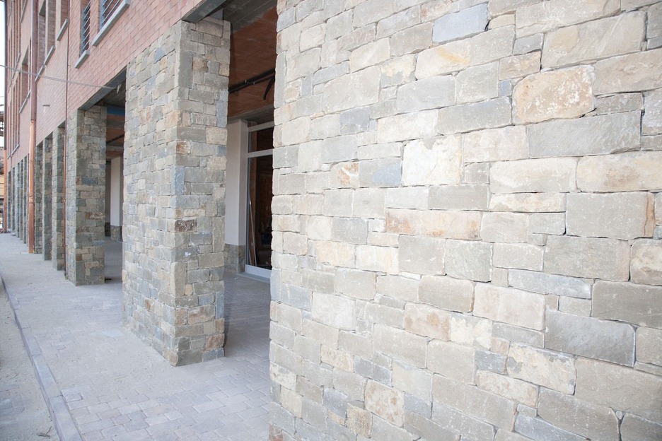 002 Casa in Pietra di Langa