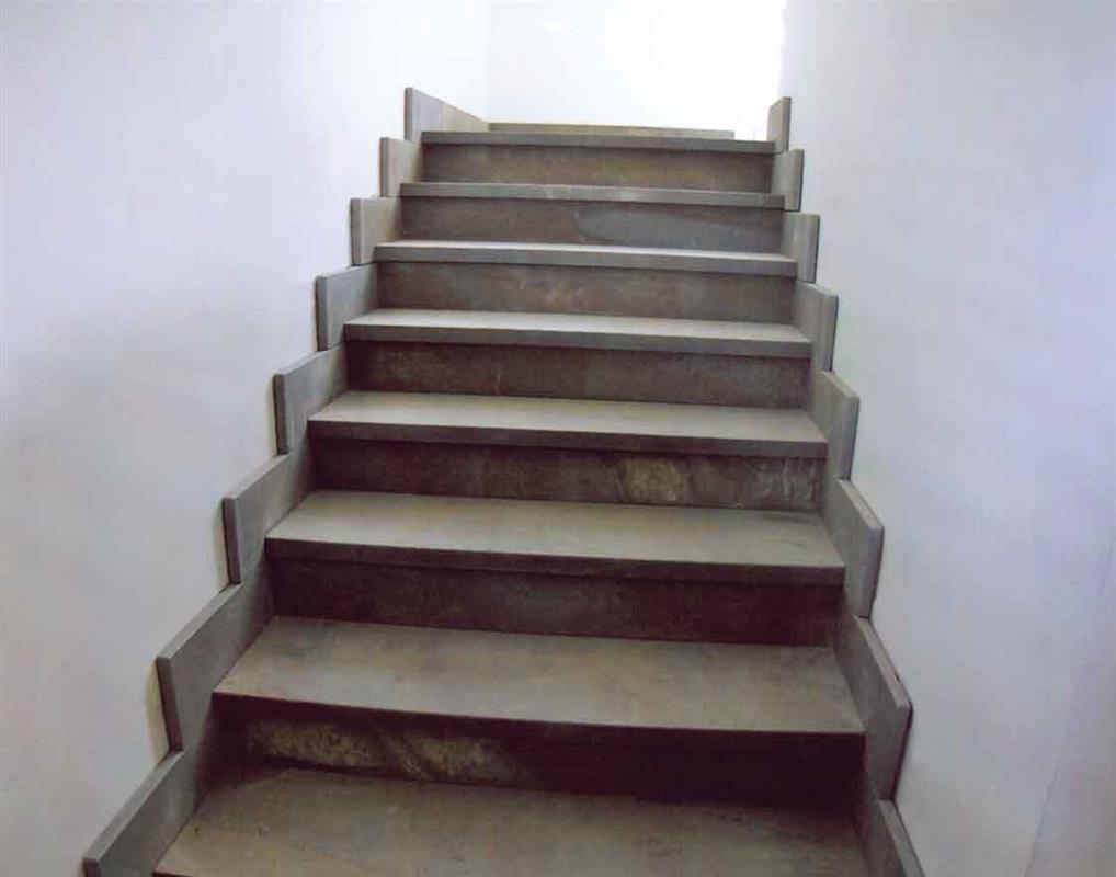 008 Pavimenti e Scale