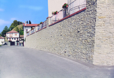 009 Muro in Pietra di Langa 02.jpg