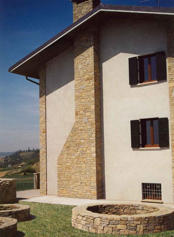 011 Casa in Pietra di Langa 02.jpg