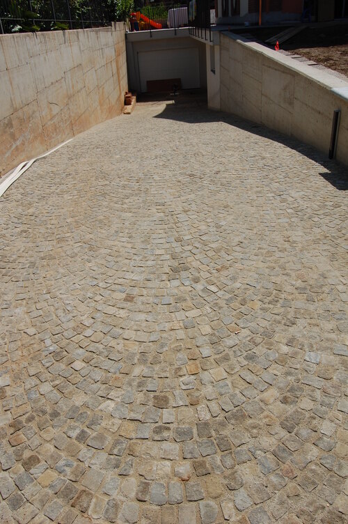 011 Langa Pavè