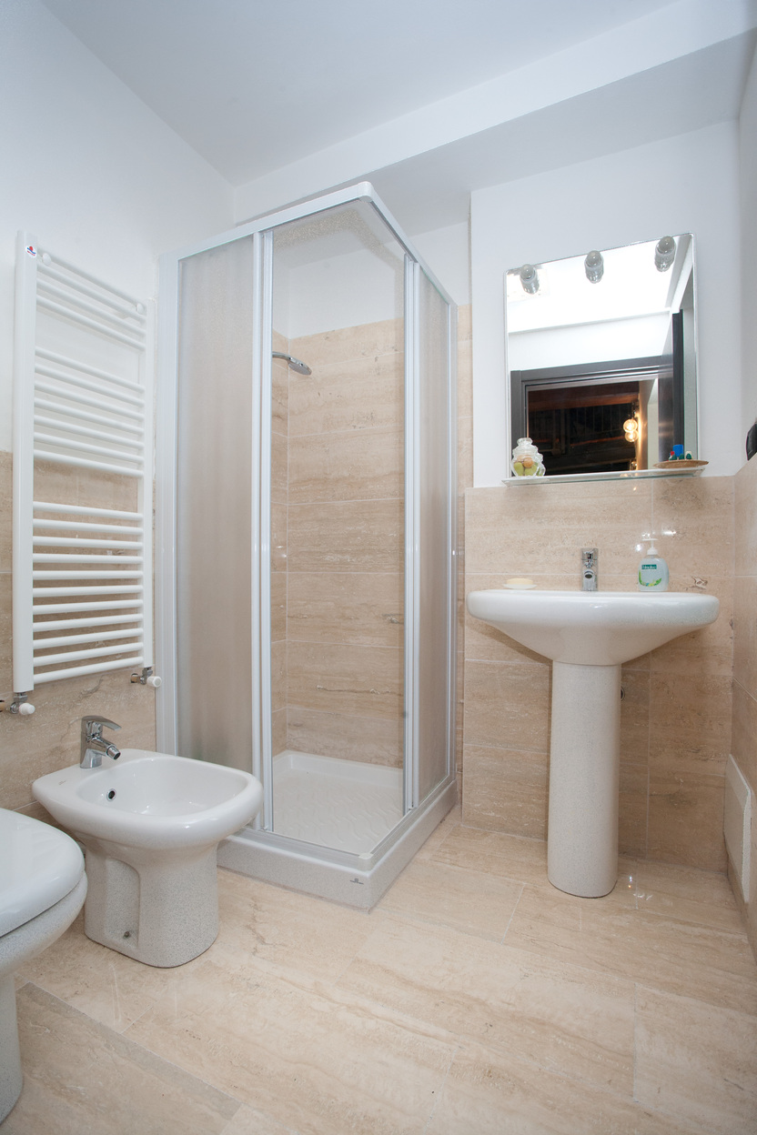 015 Bagni, Lavabo e Docce