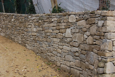 017 Muro in Pietra di Langa 02.jpg