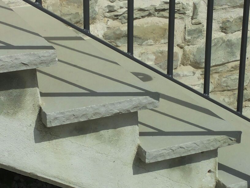 018 Scala Esterne in Pietra Naturale 02.jpg
