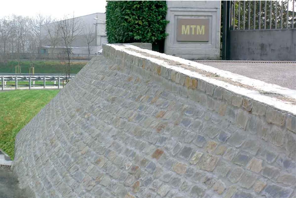 019 Muro in Pietra di Langa