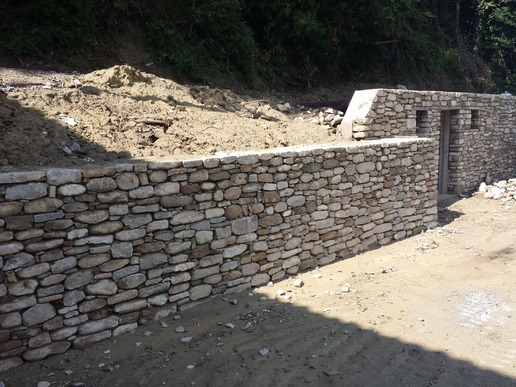 021 Muro in Pietra di Langa 02.jpg