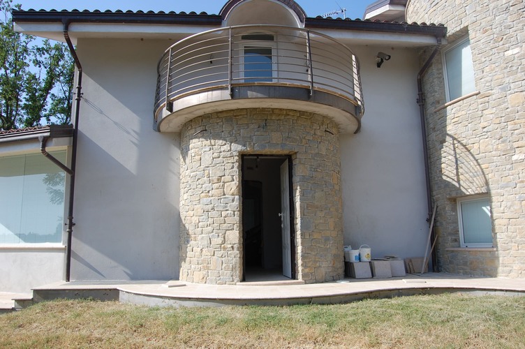 025 Casa in Pietra di Langa 02.jpg