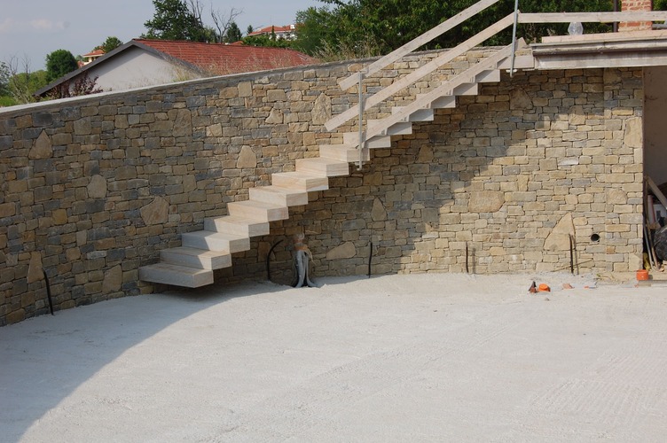 027 Muro in Pietra di Langa 02.jpg
