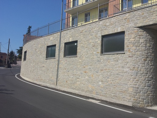 029 Muro in Pietra di Langa 02.jpg