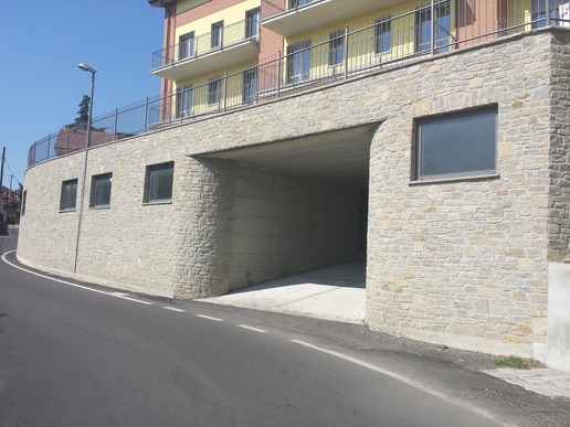 029 Muro in Pietra di Langa 05.jpg