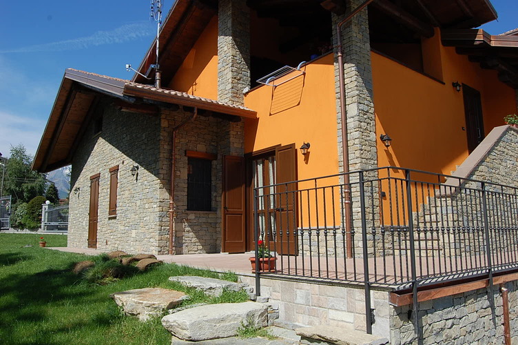 035 Casa in Pietra di Langa 10.jpg