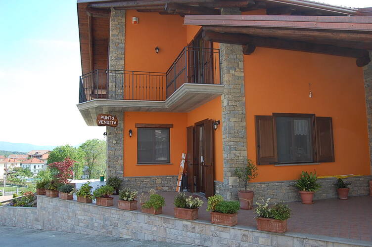 035 Casa in Pietra di Langa 13.jpg