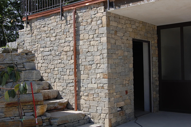 035 Casa in Pietra di Langa 18.jpg